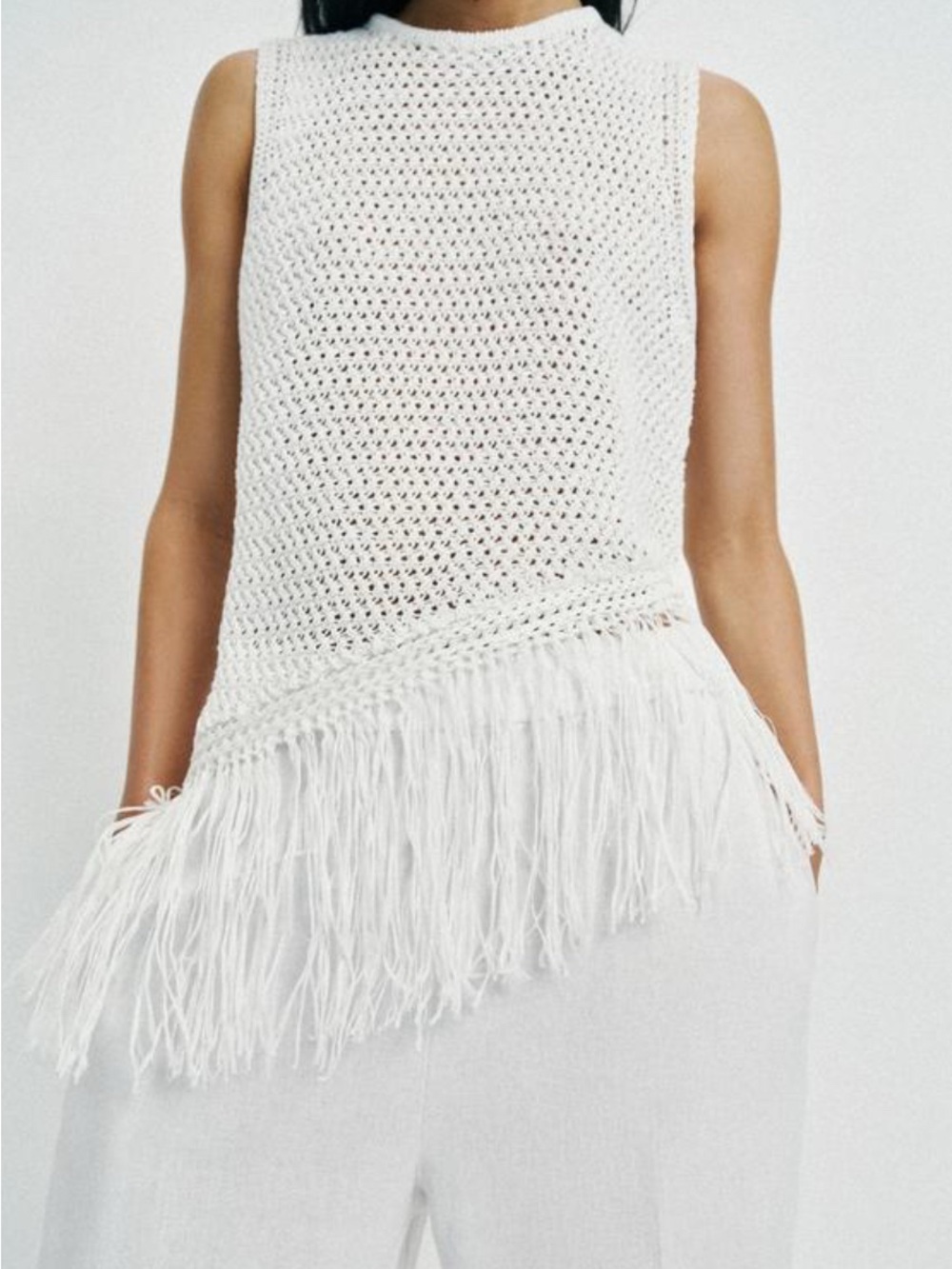 Zara White Fringed Sleeveless Knit Top